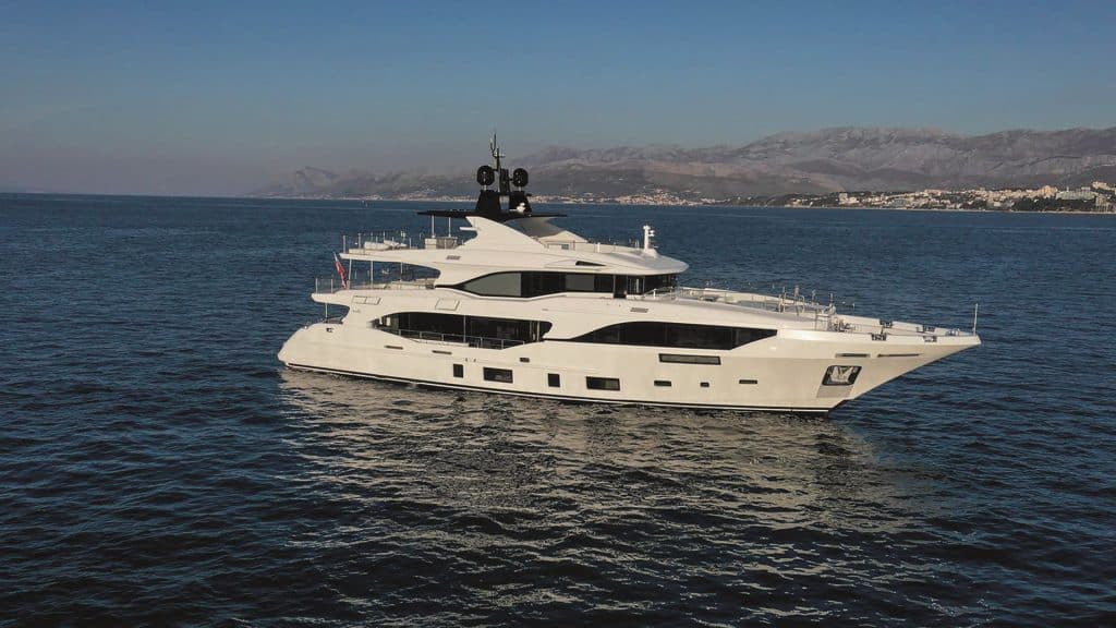 Benetti Mediterraneo 116 01