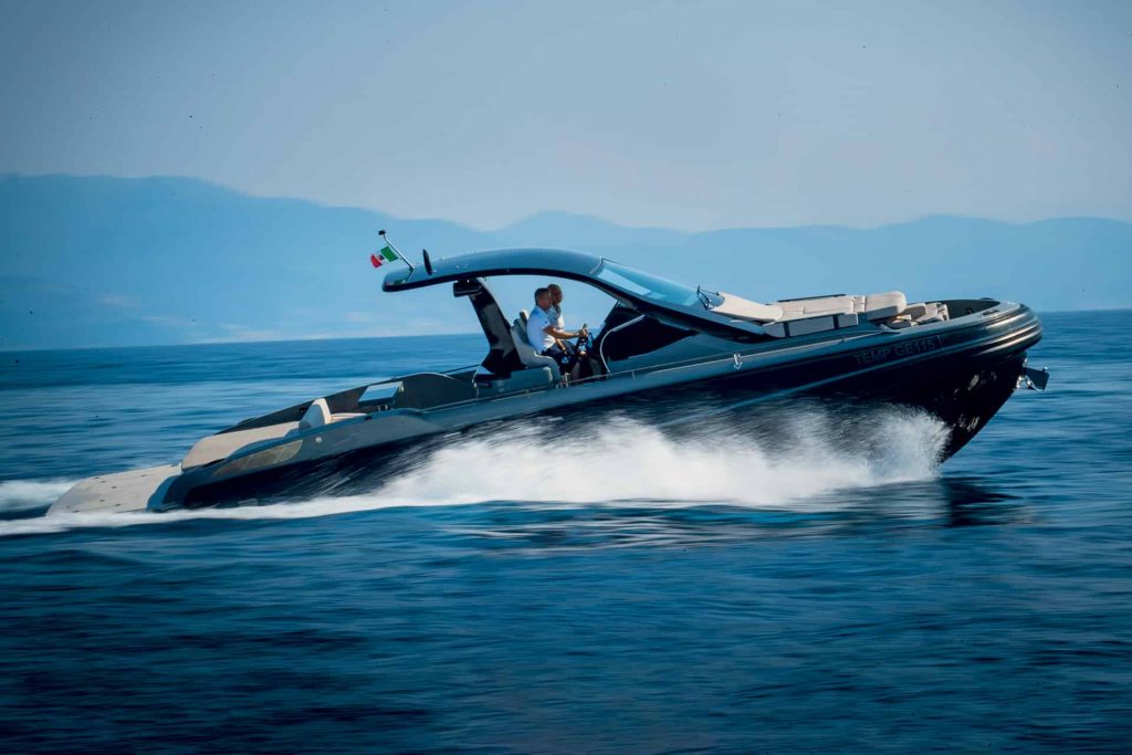 This is photo of a Sacs Rebel 40