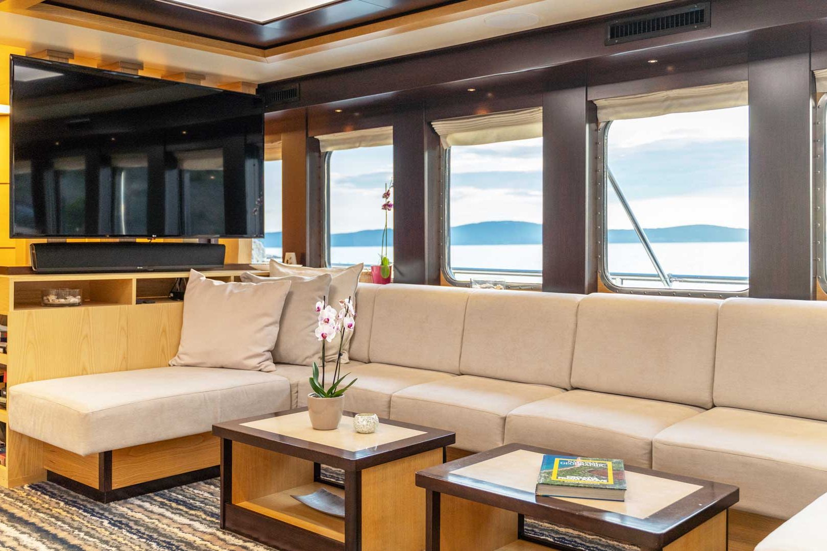 Navilux lounge area