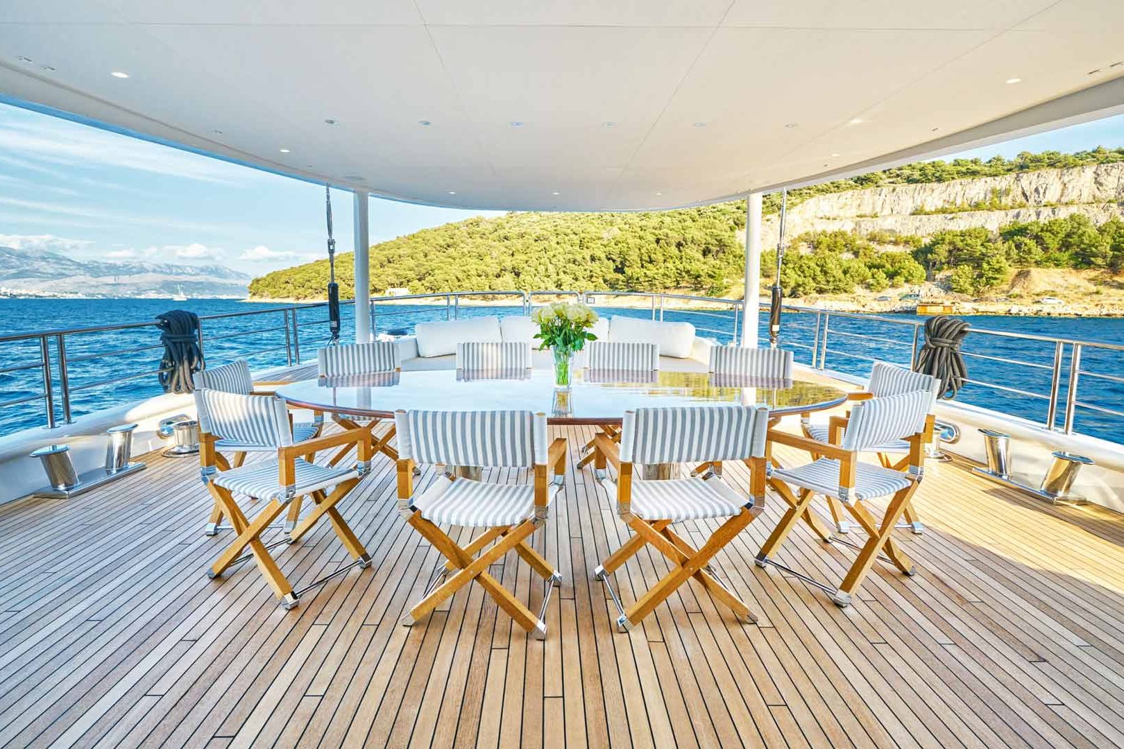 Acapella outoor dining view