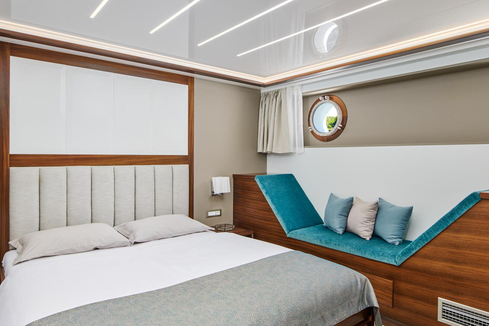 Corsario Double cabin