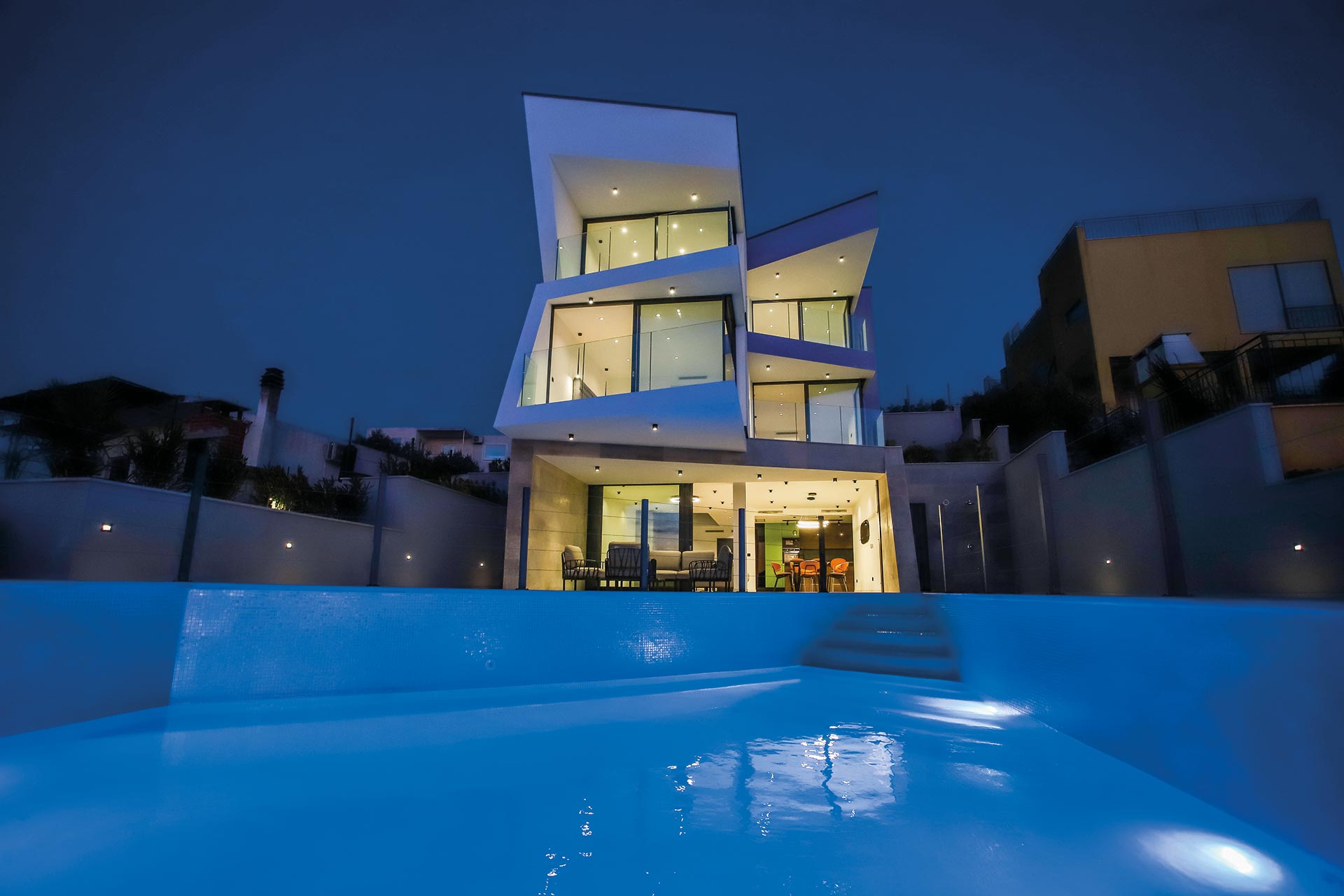 luxury villa gallant