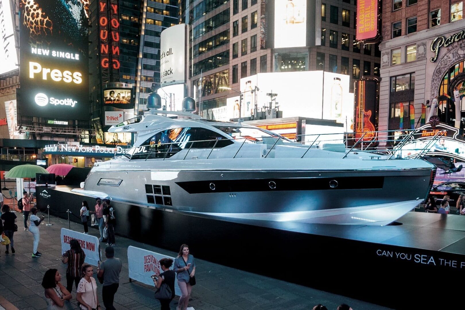 Azimut Yachts Times Square